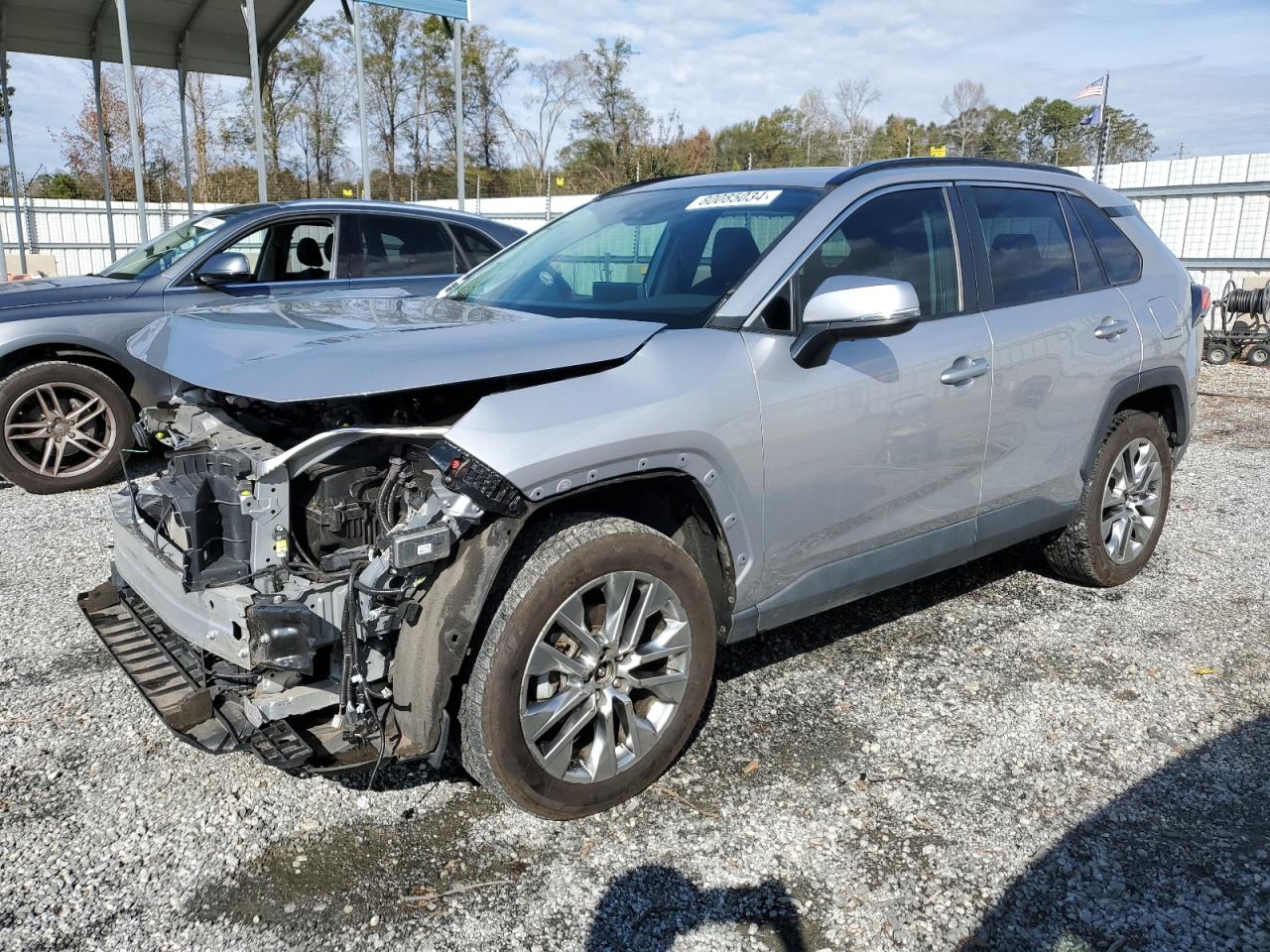2022 Toyota RAV 4 VIN 2T3C1RFVXNC182330