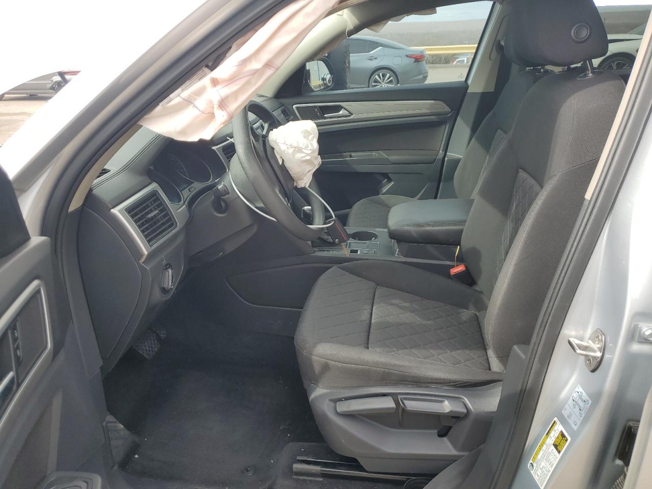 2018 Volkswagen Atlas VIN 1V2BR2CA5JC501026 Copart auction photo, front end damage thumbnail 7