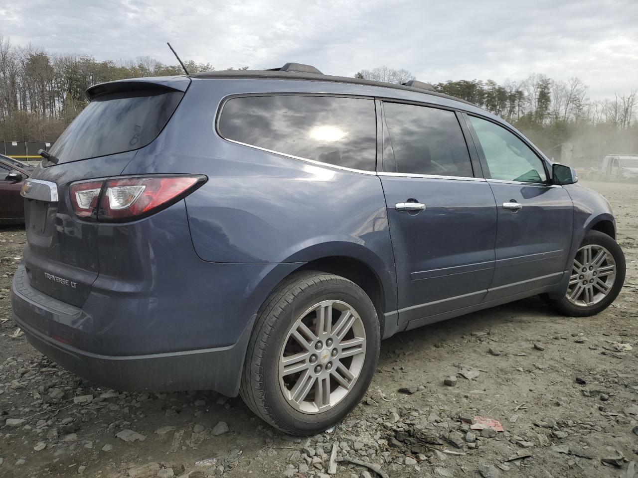 2013 Chevrolet Traverse VIN 1GNKRGKD8DJ131076 Copart auction photo, undercarriage / mechanical damage thumbnail 3