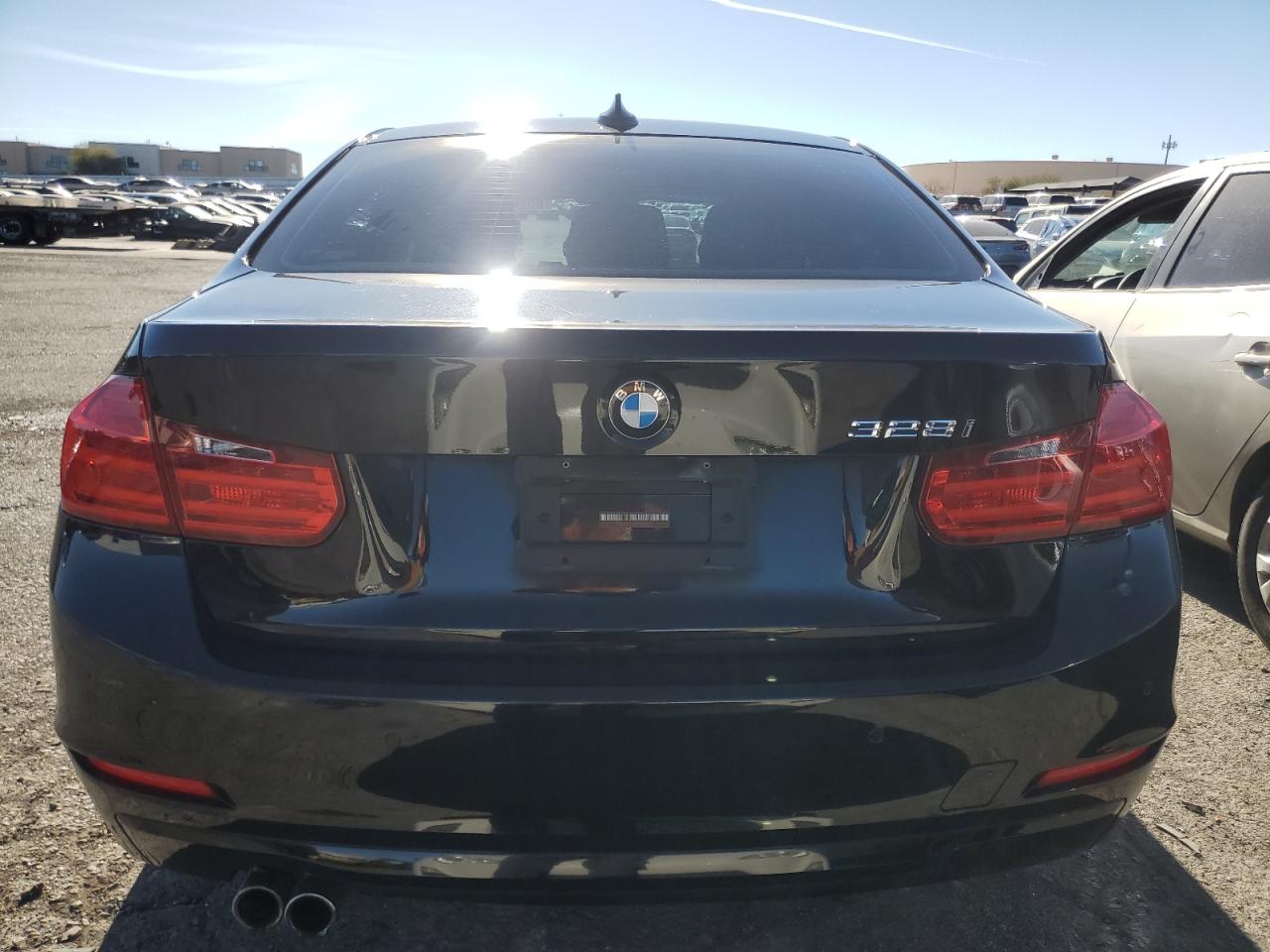 2015 BMW 3er VIN WBA3A5G57FNS91310 Copart auction photo, side damage thumbnail 6