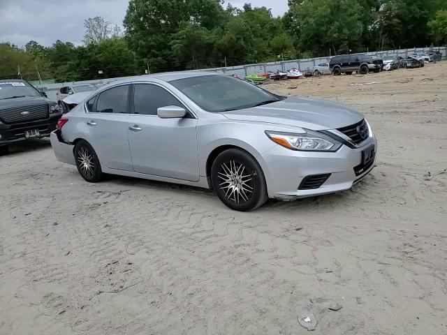 2016 Nissan Altima VIN 1N4AL3AP2GN318942 Copart auction photo, rear end / minor dent/scratches damage thumbnail 10