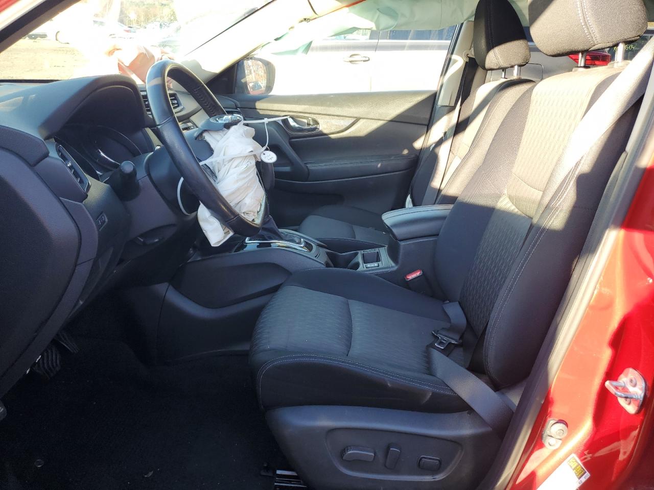 2017 Nissan Rogue VIN JN8AT2MV4HW269077 Copart auction photo, front end / minor dent/scratches damage thumbnail 7