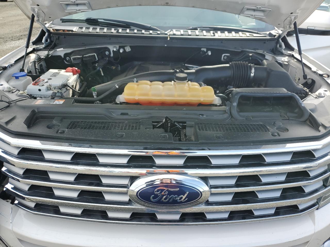 2018 Ford Expedition VIN 1FMJK2AT0JEA14001 Copart auction photo, front end / rear end damage thumbnail 12