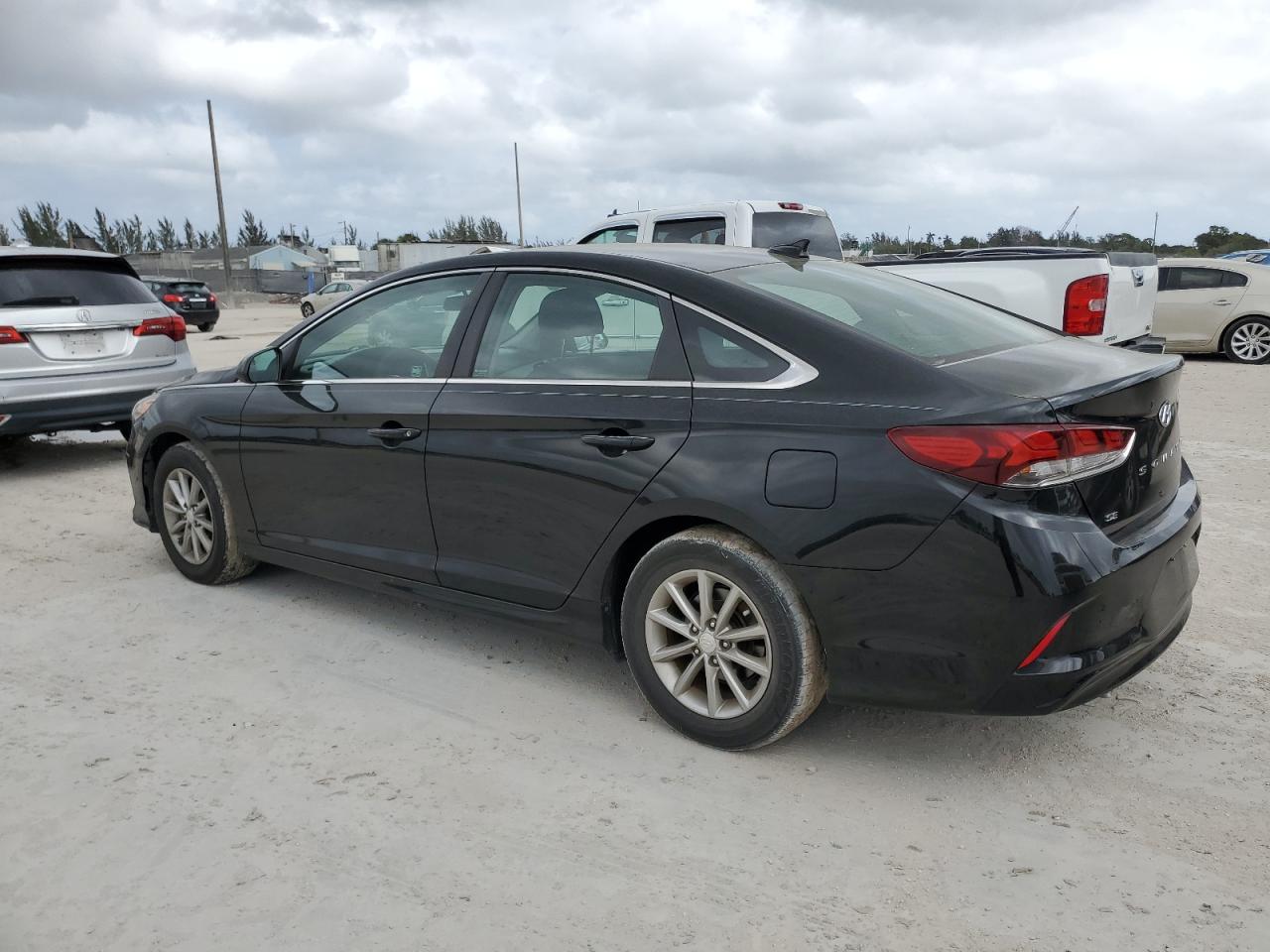 2018 Hyundai Sonata VIN 5NPE24AF2JH654609 Copart auction photo, front end / minor dent/scratches damage thumbnail 2