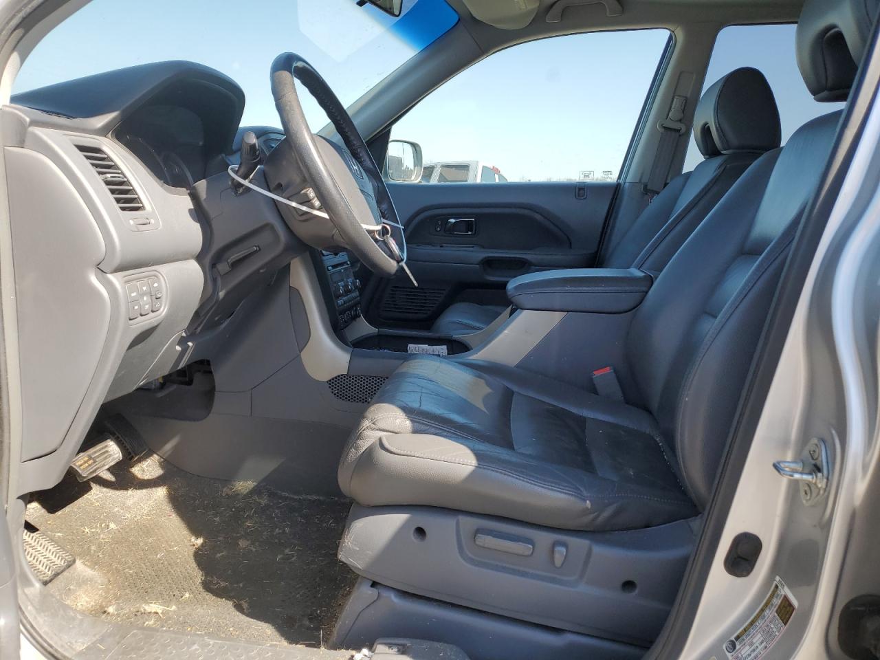 2007 Honda Pilot VIN 5FNYF187X7B015769 Copart auction photo, front end / minor dent/scratches damage thumbnail 7