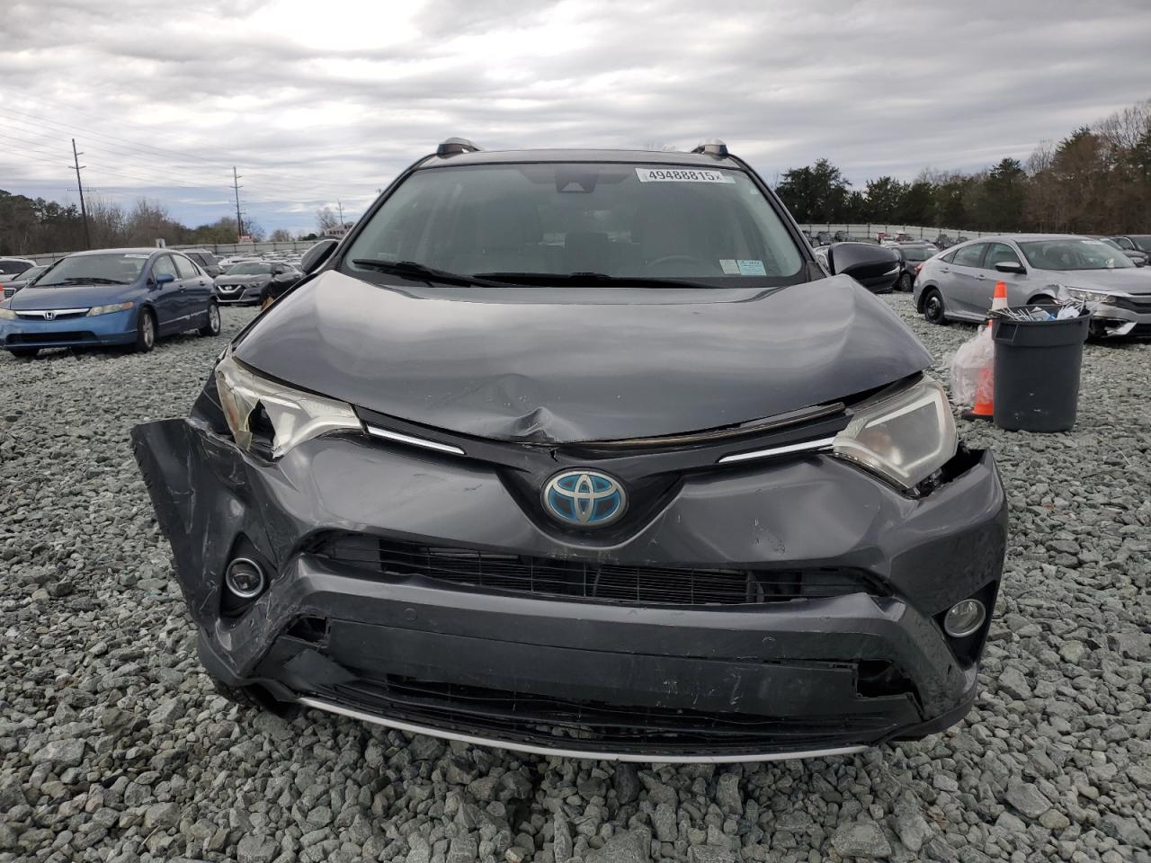 2017 Toyota RAV 4 VIN JTMRJREV3HD072246 Copart auction photo, front end damage thumbnail 5