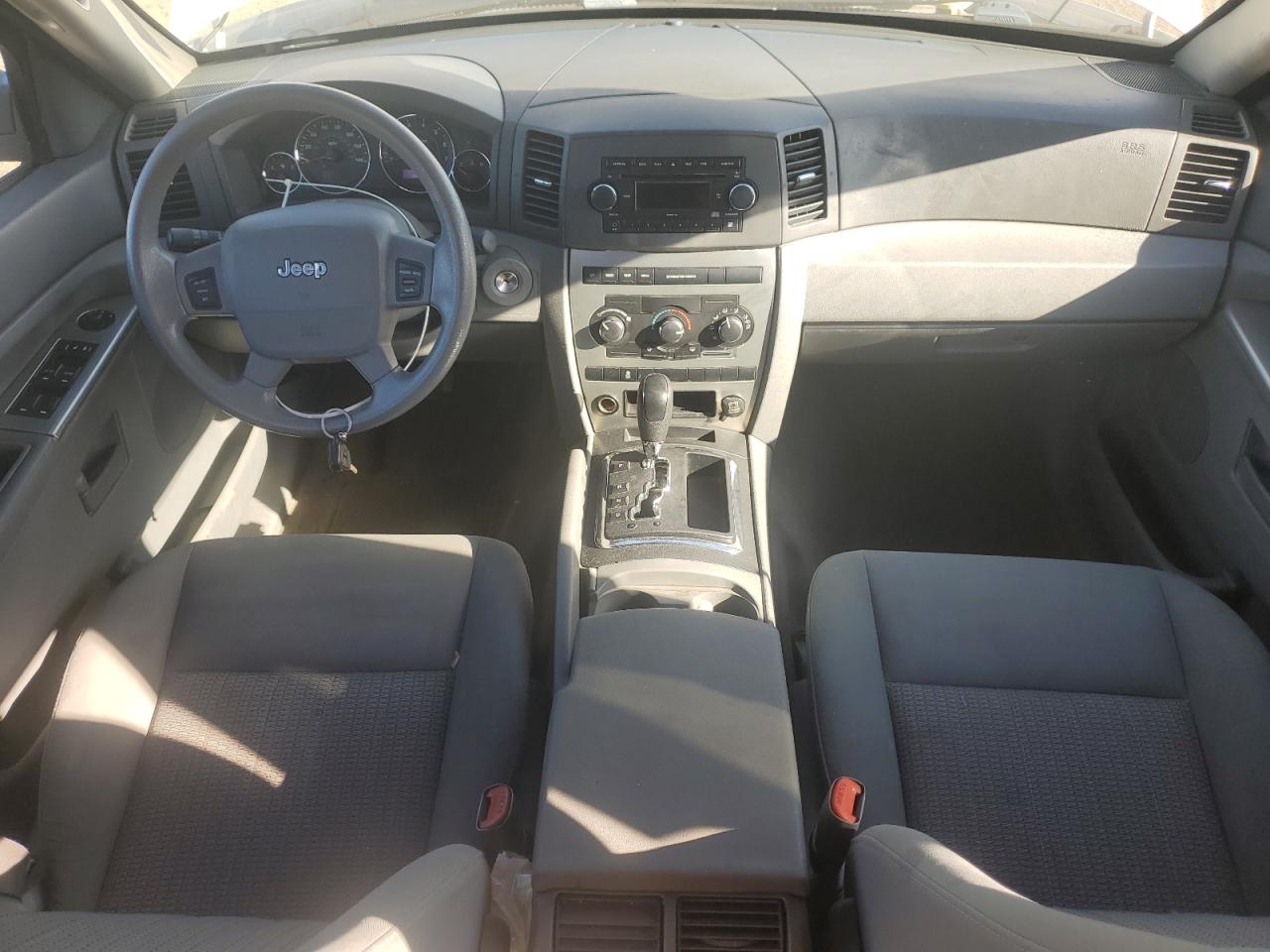2007 Jeep Grand Cherokee VIN 1J8GR48K67C630687 Copart auction photo, front end / side damage thumbnail 8