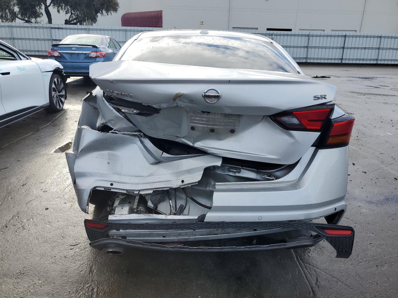 2020 Nissan Altima VIN 1N4BL4CV3LC249495 Copart auction photo, rear end damage thumbnail 6