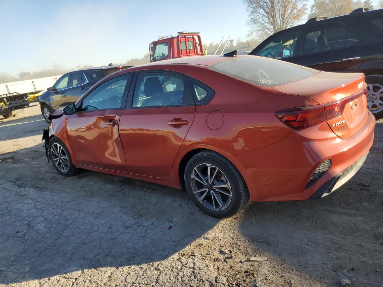 2022 KIA Forte VIN 3KPF24AD4NE471709 Copart auction photo, front end / side damage thumbnail 2