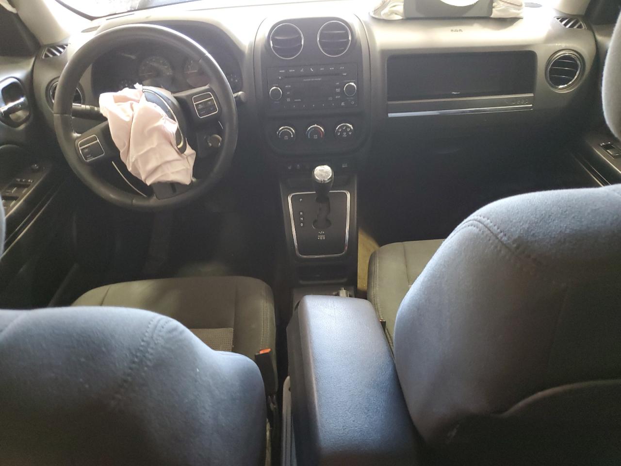 2014 Jeep Liberty (Patriot) VIN 1C4NJRFB1ED617164 Copart auction photo, front end damage thumbnail 8