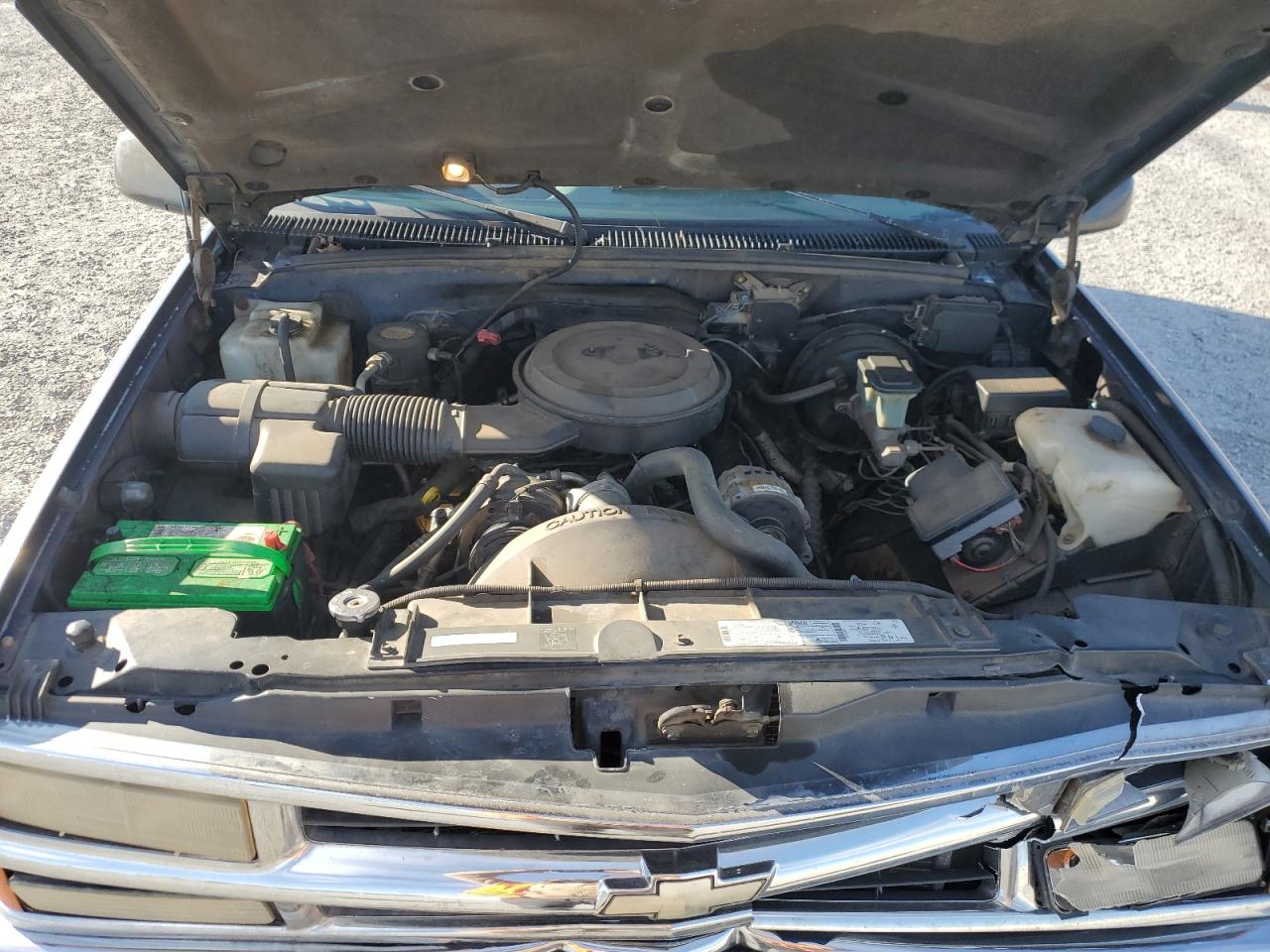 1995 Chevrolet GMT-400 VIN 1GCEK14HXSZ169043 Copart auction photo, rear end / front end damage thumbnail 12