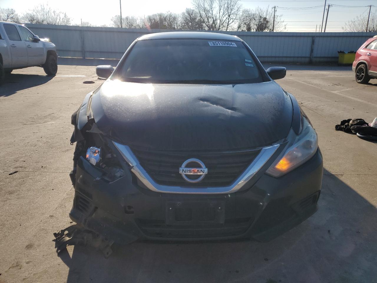 2017 Nissan Altima VIN 1N4AL3AP8HC236601 Copart auction photo, front end damage thumbnail 5