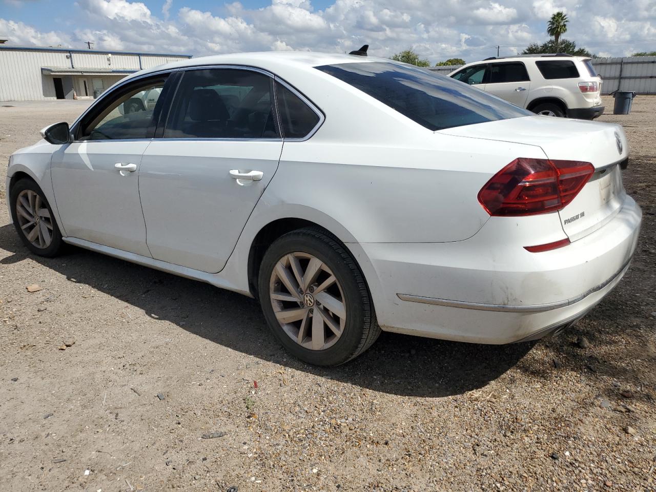 2018 Volkswagen Passat VIN 1VWBA7A37JC010822 Copart auction photo, front end / minor dent/scratches damage thumbnail 2