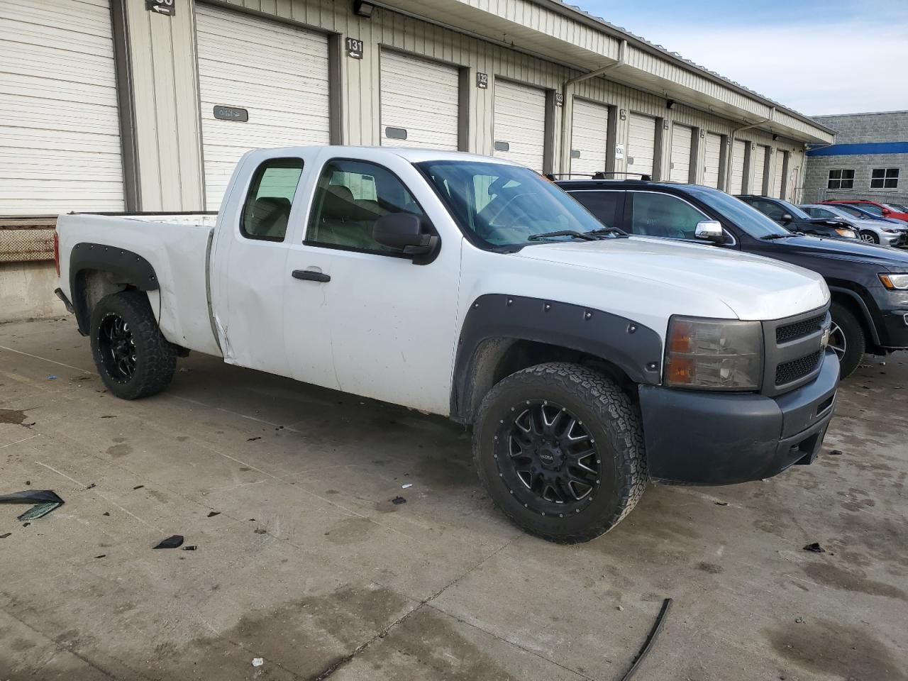 2009 Chevrolet Silverado VIN 1GCEK19CX9Z262331 Copart auction photo, side damage thumbnail 4