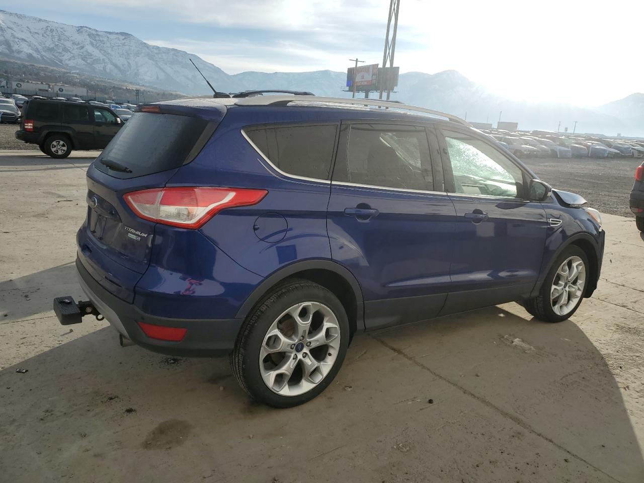 2013 Ford Escape VIN 1FMCU9J93DUB88428 Copart auction photo, front end damage thumbnail 3