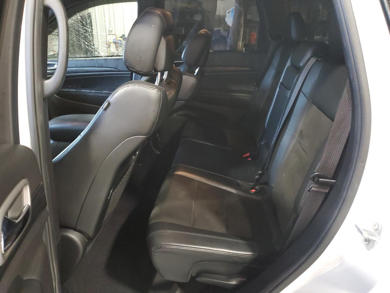 2020 Jeep Grand Cherokee VIN 1C4RJFAGXLC153605 Copart auction photo, side / rear end damage thumbnail 12