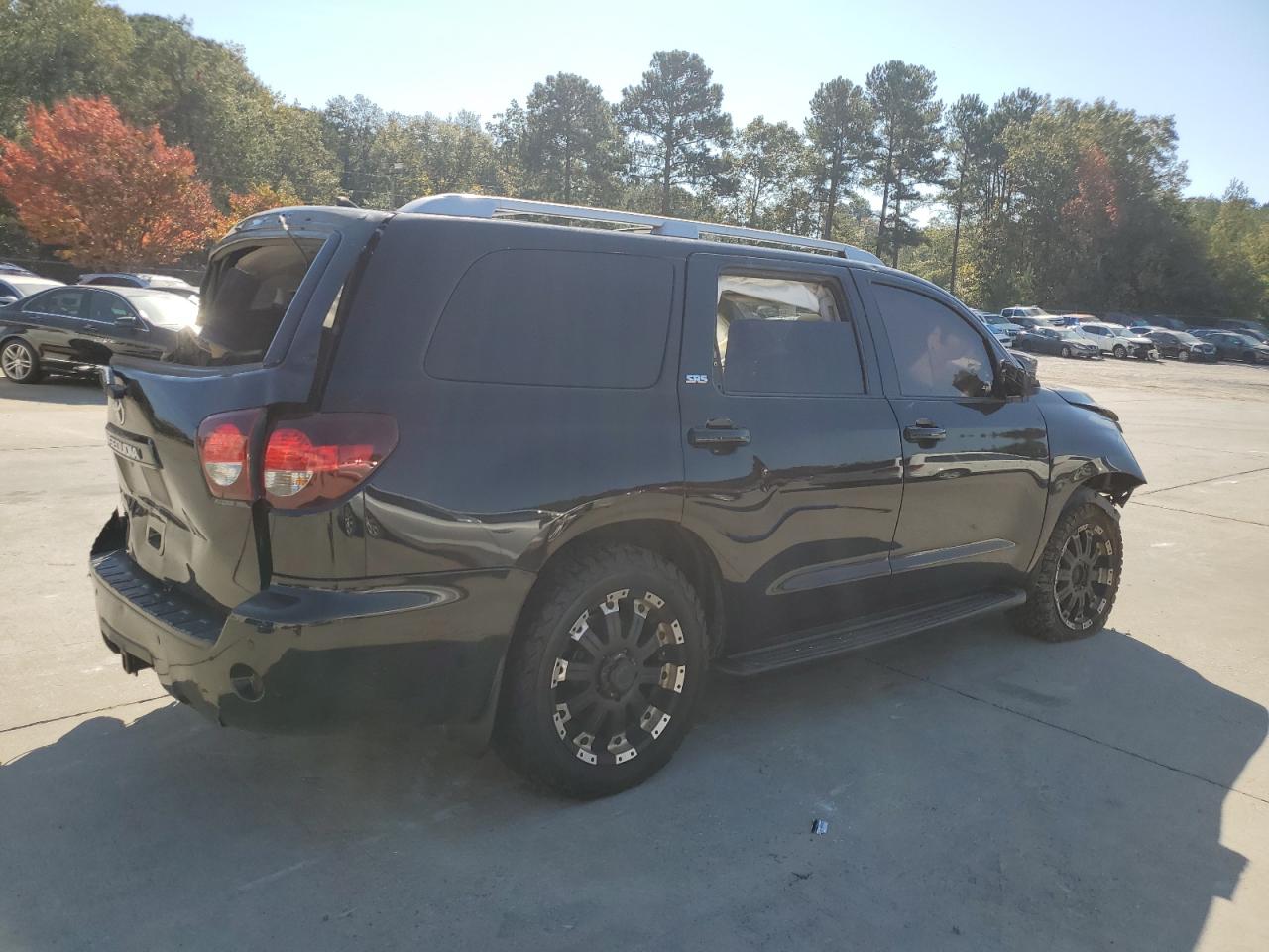 2018 Toyota Sequoia VIN 5TDBY5G15JS158717 Copart auction photo, all over damage thumbnail 3