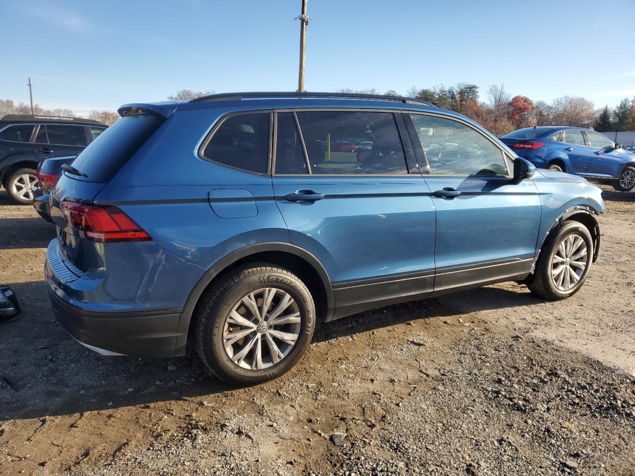 2019 Volkswagen Tiguan VIN 3VV1B7AX1KM140062 Copart auction photo, mechanical / front end damage thumbnail 3