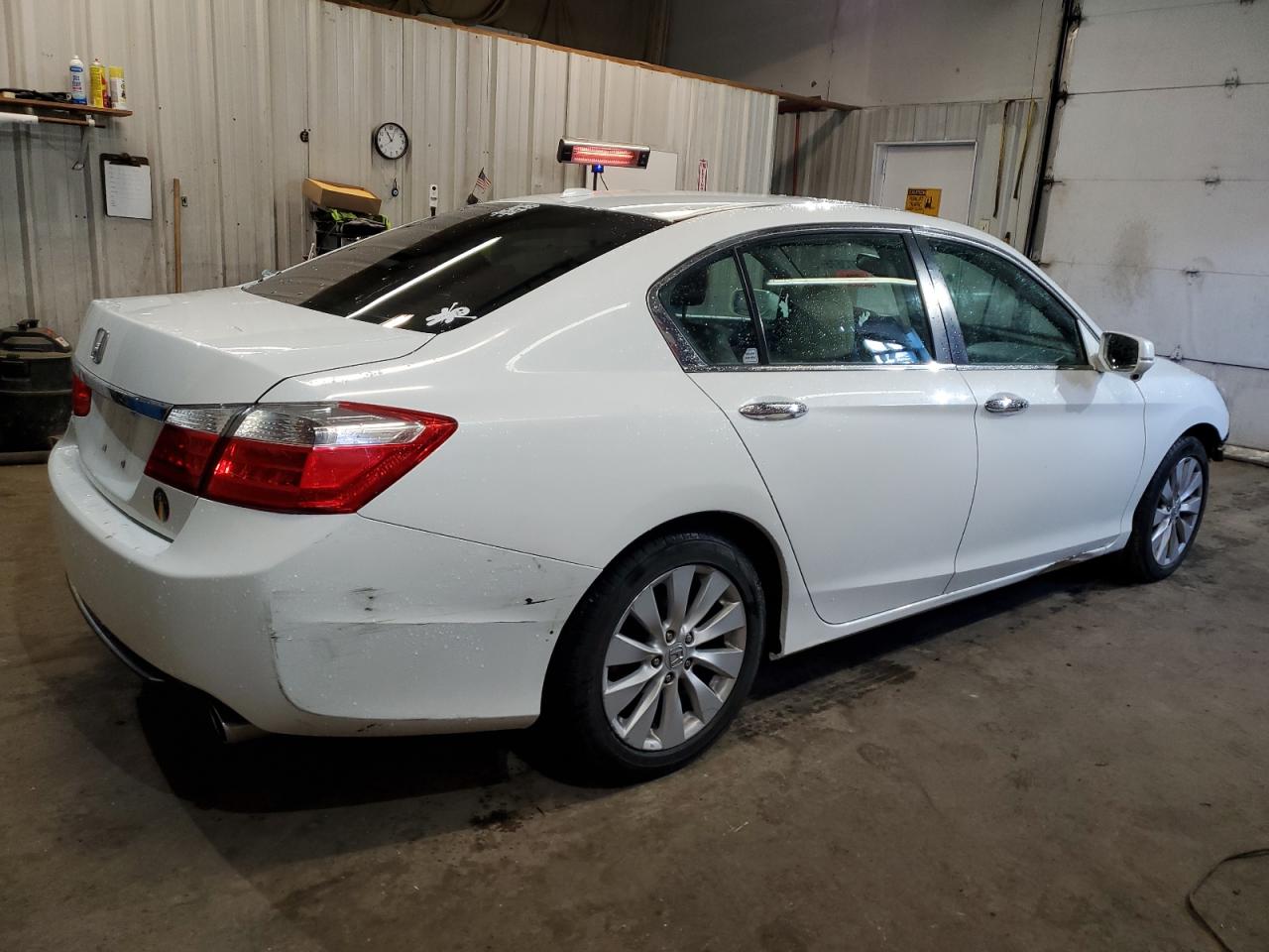 2014 Honda Accord VIN 1HGCR2F8XEA097674 Copart auction photo, front end / side damage thumbnail 3
