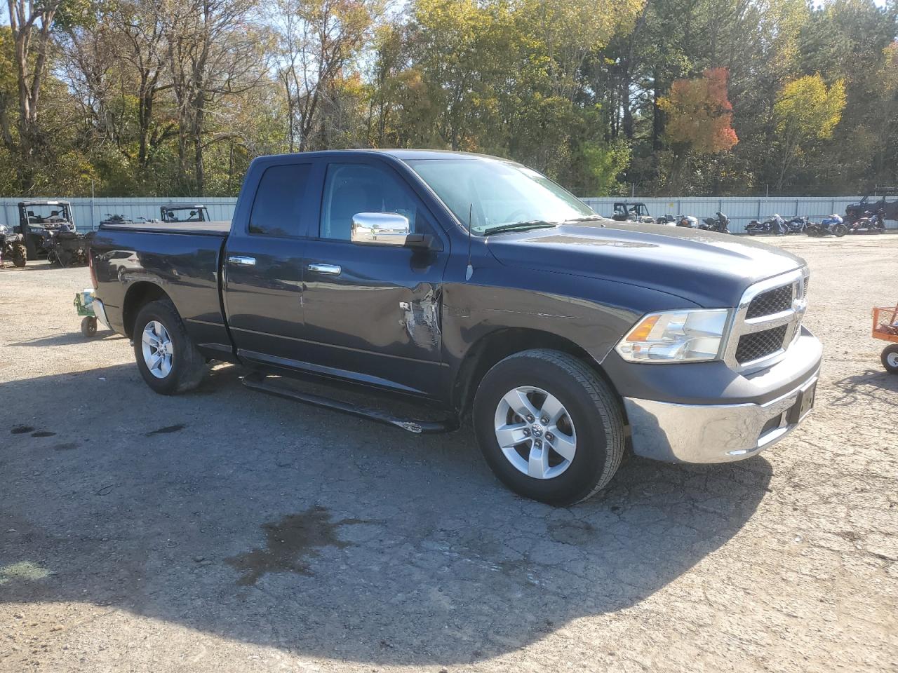 2013 RAM 1500 VIN 1C6RR6FT0DS538698 Copart auction photo, side / minor dent/scratches damage thumbnail 4