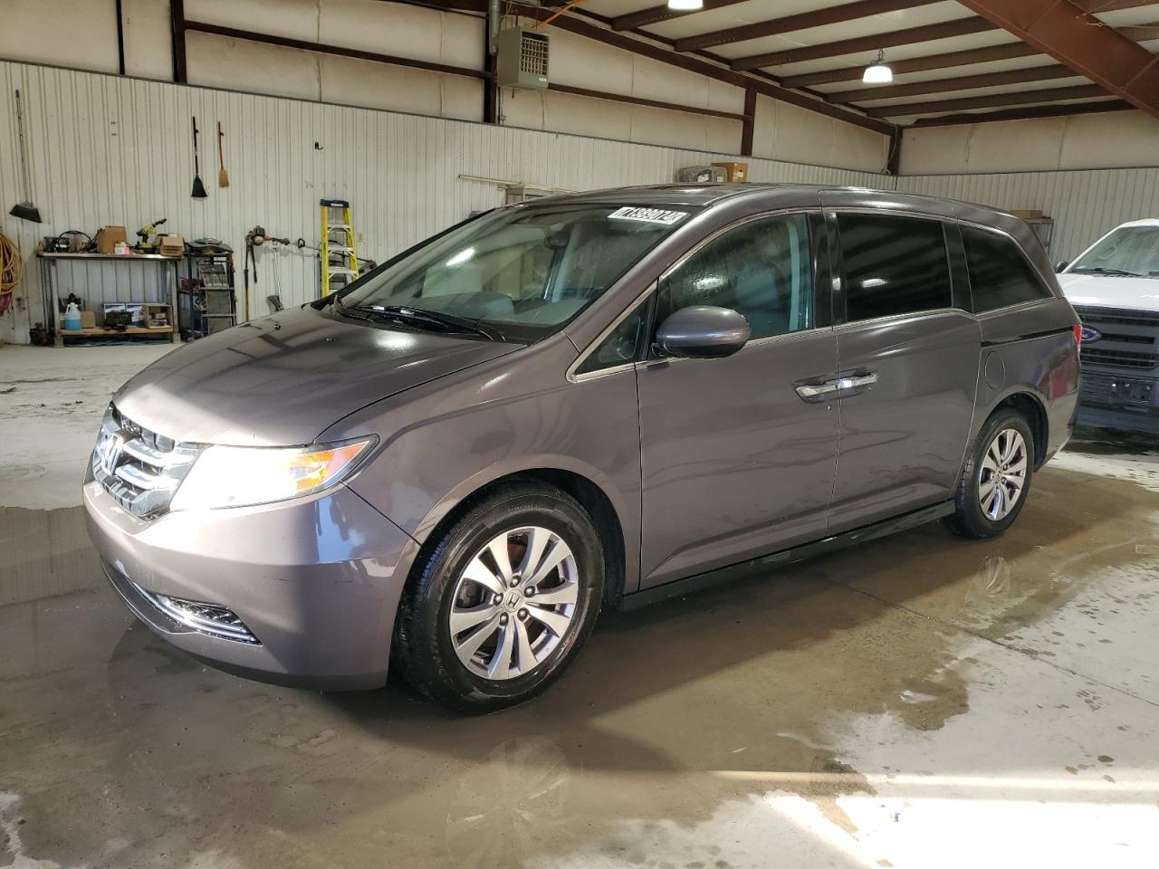 2016 Honda Odyssey VIN 5FNRL5H63GB044185
