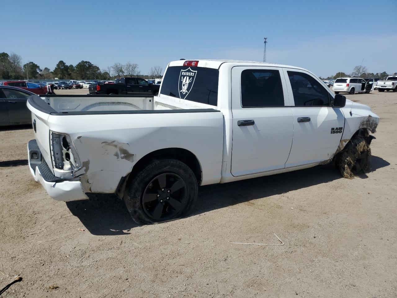 2017 RAM 1500 VIN 1C6RR6KGXHS683262 Copart auction photo, side / front end damage thumbnail 3