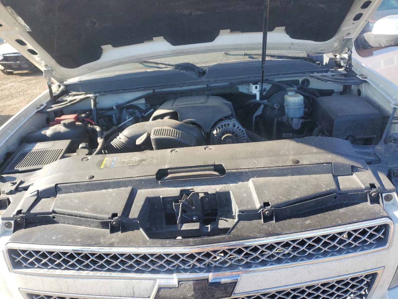 2010 Chevrolet Tahoe VIN 1GNUKCE0XAR224936 Copart auction photo, rear end damage thumbnail 13