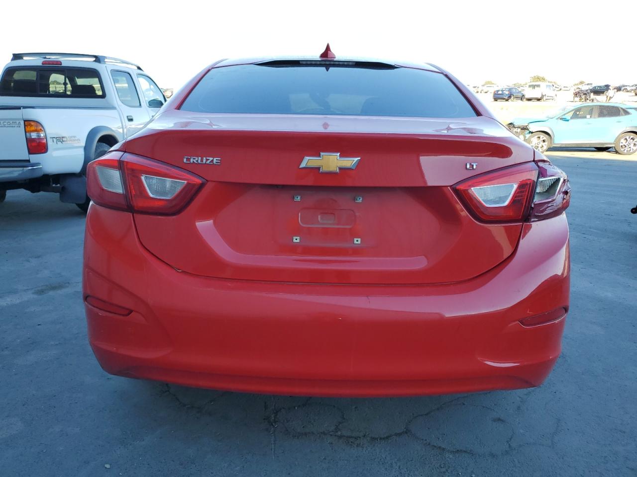 2018 Chevrolet Cruze VIN 1G1BE5SM9J7186596 Copart auction photo, all over damage thumbnail 6