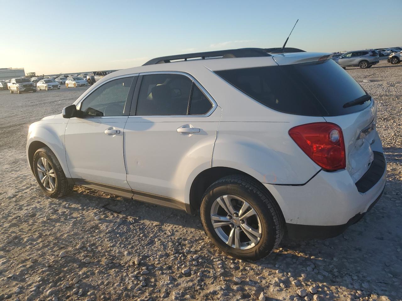2011 Chevrolet Equinox VIN 2CNALDEC2B6480733 Copart auction photo, all over damage thumbnail 2