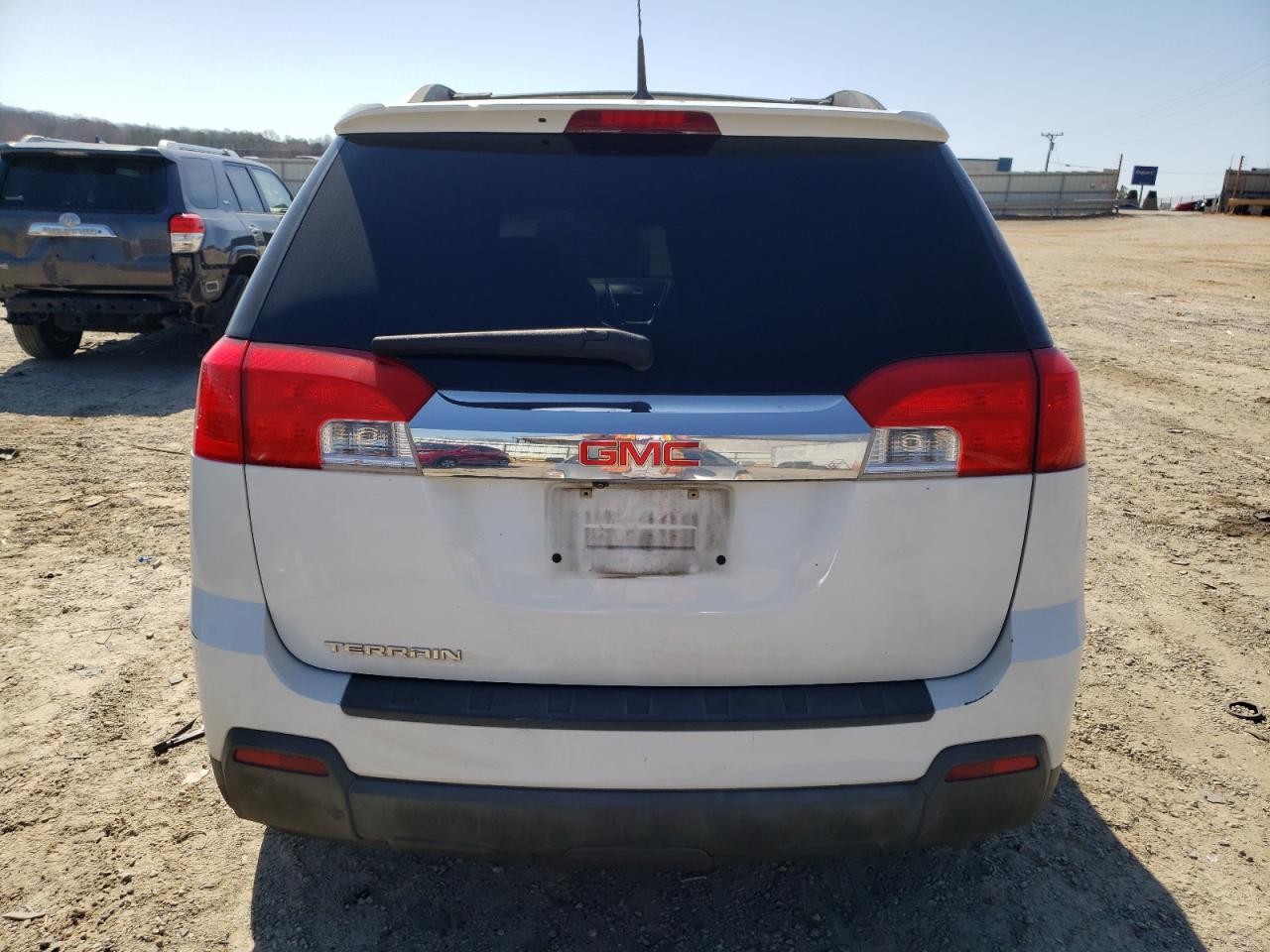 2011 GMC Terrain VIN 2CTALSEC4B6361434 Copart auction photo, front end / minor dent/scratches damage thumbnail 6