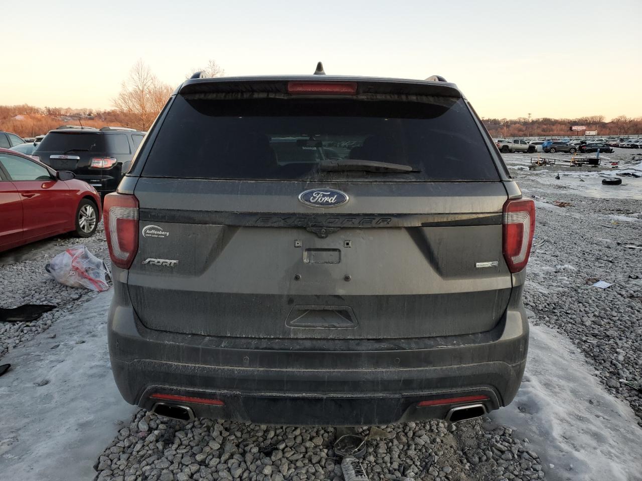 2016 Ford Explorer VIN 1FM5K8GT6GGA24413 Copart auction photo, side / front end damage thumbnail 6