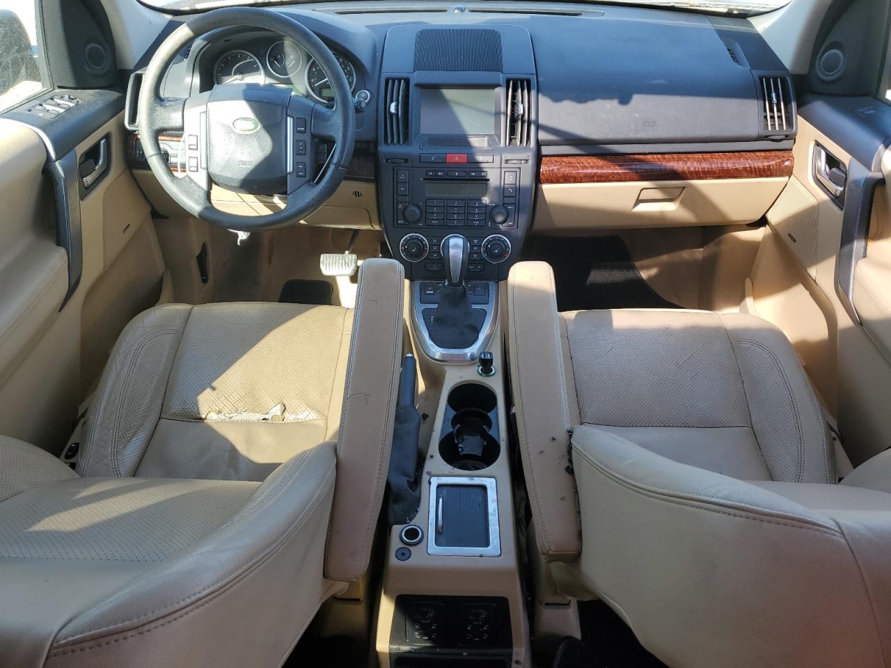 2008 Land Rover LR2 VIN SALFT24N38H111831 Copart auction photo, top/roof damage thumbnail 8