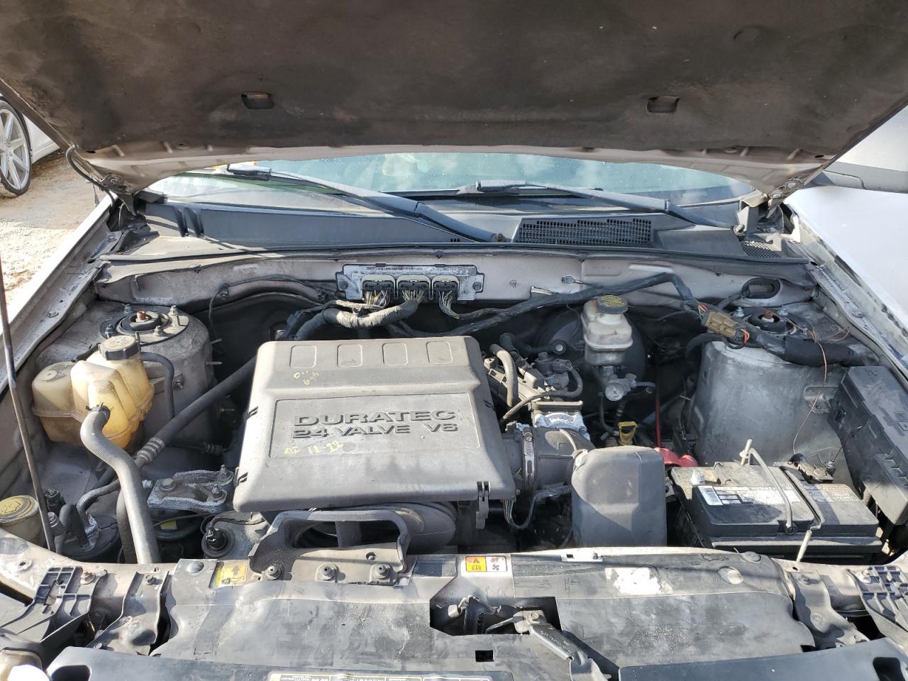 2011 Ford Escape VIN 1FMCU9DG7BKA69347 Copart auction photo, burn damage thumbnail 13