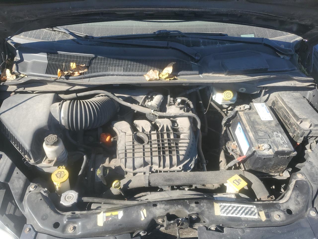 2014 Chrysler Town & Country VIN 2C4RC1BG2ER357627 Copart auction photo, side / front end damage thumbnail 14