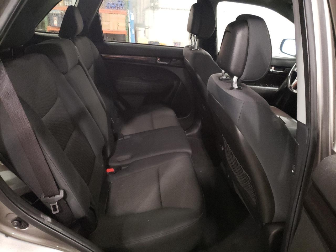 2011 KIA Sorento VIN 5XYKT3A16BG023398 Copart auction photo, mechanical / all over damage thumbnail 11
