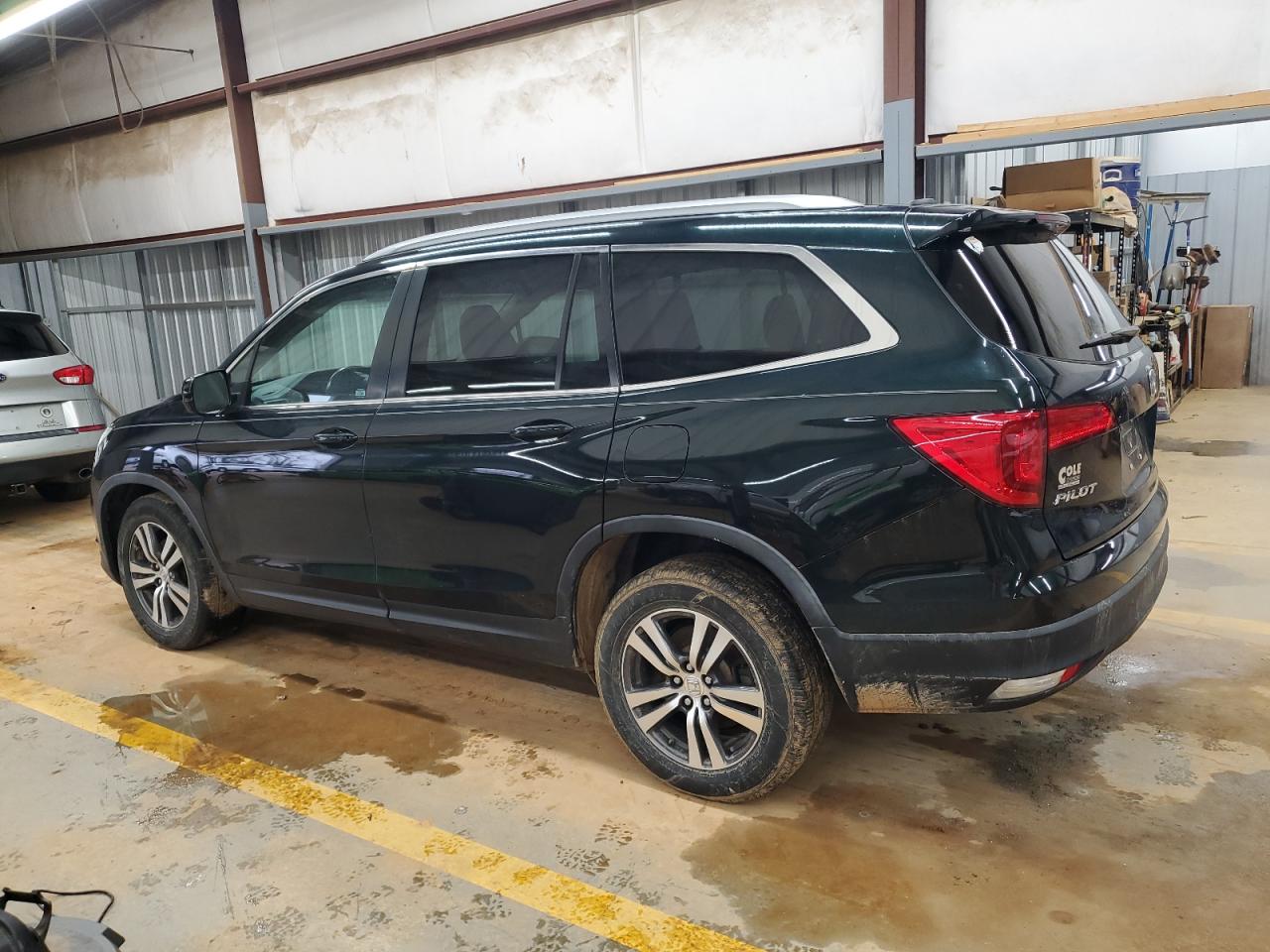 2018 Honda Pilot VIN 5FNYF6H53JB012571 Copart auction photo, front end damage thumbnail 2