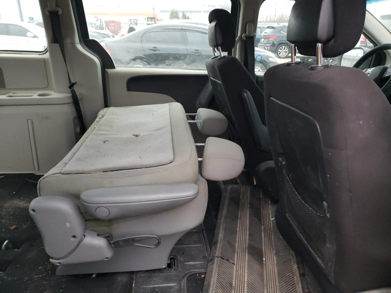 2012 Dodge Caravan VIN 2C4RDGBG0CR424108 Copart auction photo, front end / undercarriage damage thumbnail 11
