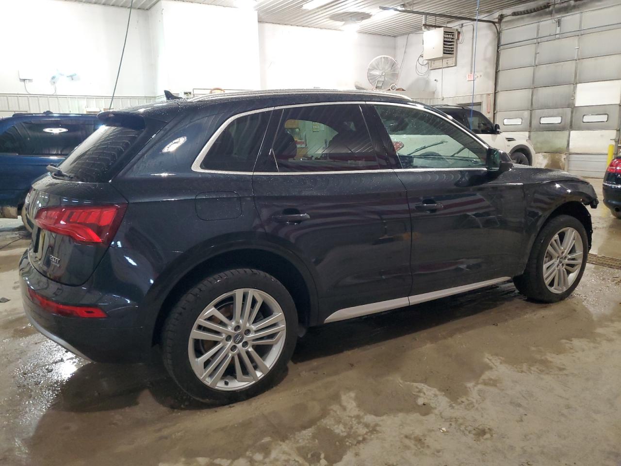 2018 Audi Q5 VIN WA1BNAFY9J2121140 Copart auction photo, front end damage thumbnail 3
