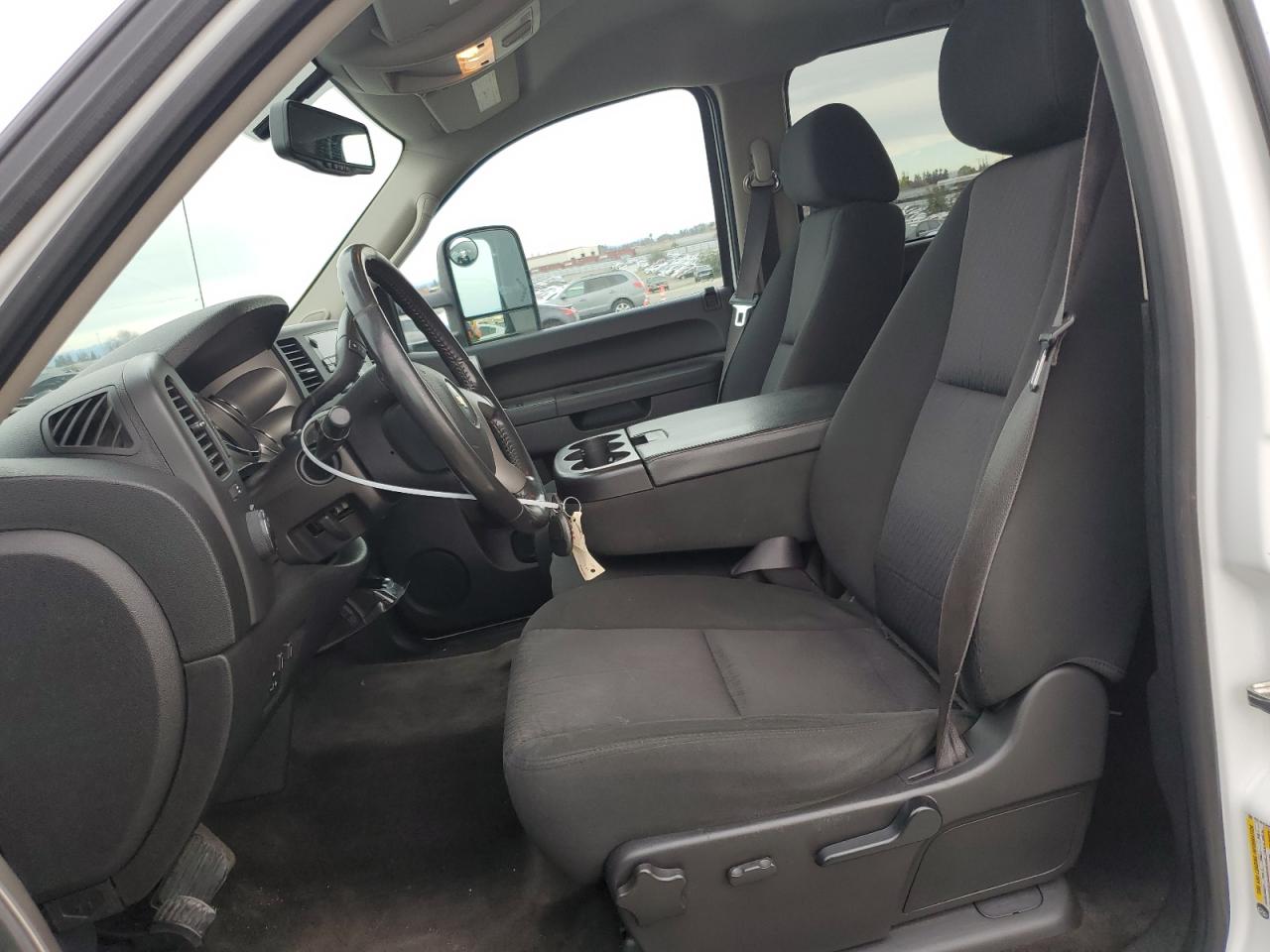 2013 Chevrolet Silverado VIN 1GC1KXC80DF140111 Copart auction photo, minor dent/scratches damage thumbnail 7