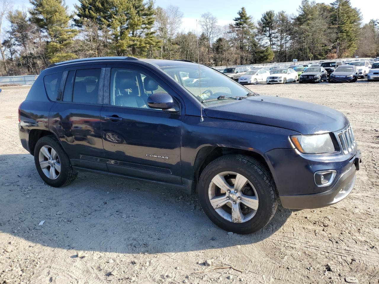 2015 Jeep Compass VIN 1C4NJDEB9FD396449 Copart auction photo, front end / minor dent/scratches damage thumbnail 4