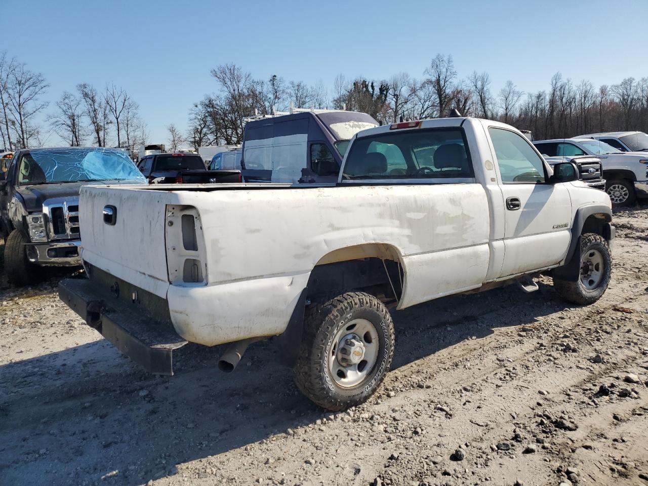 2002 Chevrolet Silverado VIN 1GBHC24U12Z229423 Copart auction photo, mechanical damage thumbnail 3