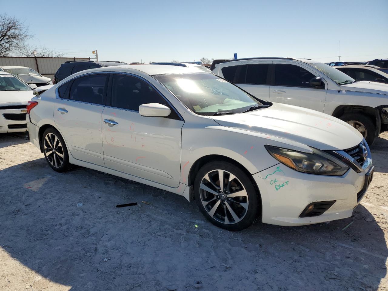 2016 Nissan Altima VIN 1N4AL3AP6GC236143 Copart auction photo, rear end / minor dent/scratches damage thumbnail 4