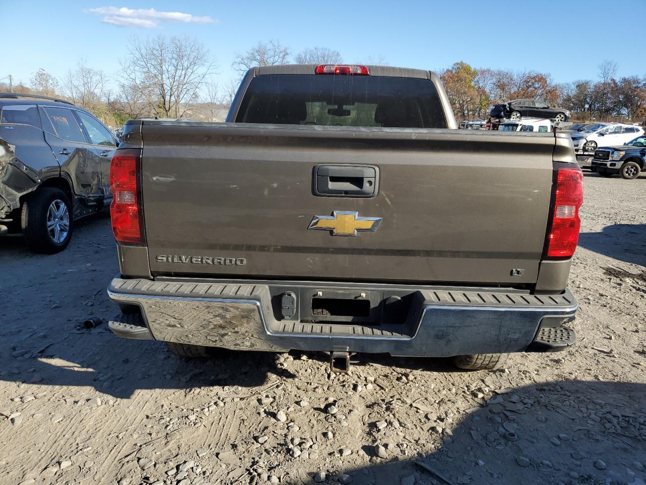 2015 Chevrolet Silverado VIN 3GCUKREC3FG202791 Copart auction photo, front end / minor dent/scratches damage thumbnail 6