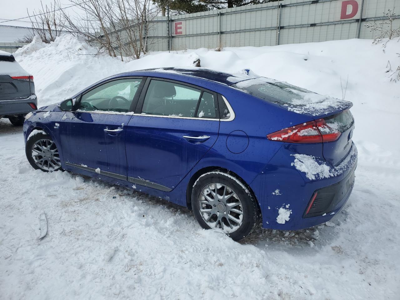 2019 Hyundai IONIQ VIN KMHC05LC6KU129688 Copart auction photo, front end / minor dent/scratches damage thumbnail 2