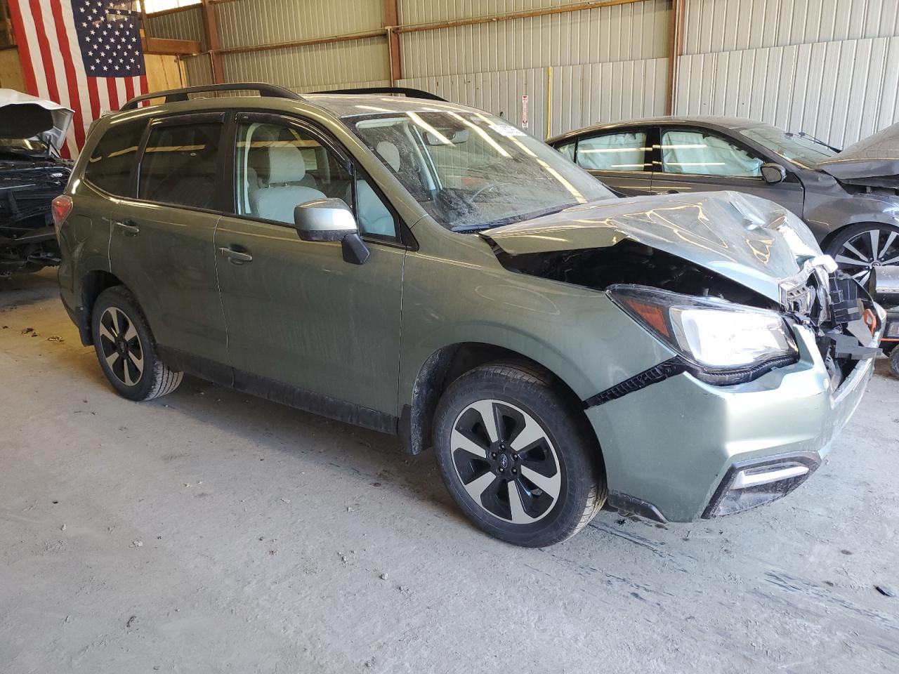 2018 Subaru Forester VIN JF2SJAEC3JH569279 Copart auction photo, front end / mechanical damage thumbnail 4