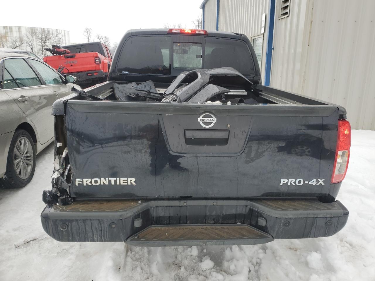 2018 Nissan Navara (Frontier) VIN 1N6AD0EV8JN718037 Copart auction photo, front end / rear end damage thumbnail 6