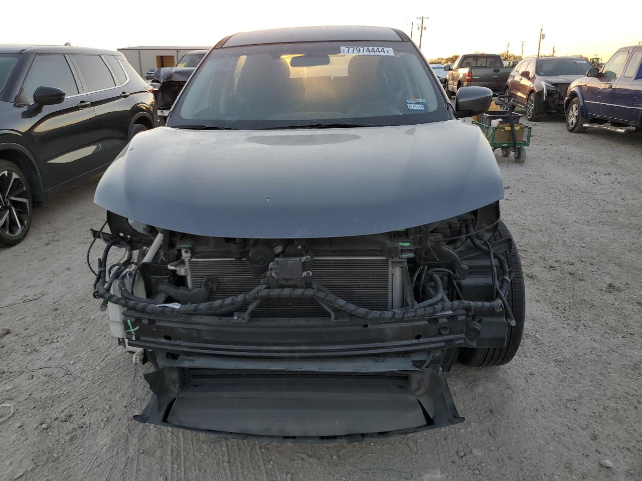2018 Nissan Rogue VIN 5N1AT2MT8JC732335 Copart auction photo, front end / undercarriage damage thumbnail 5