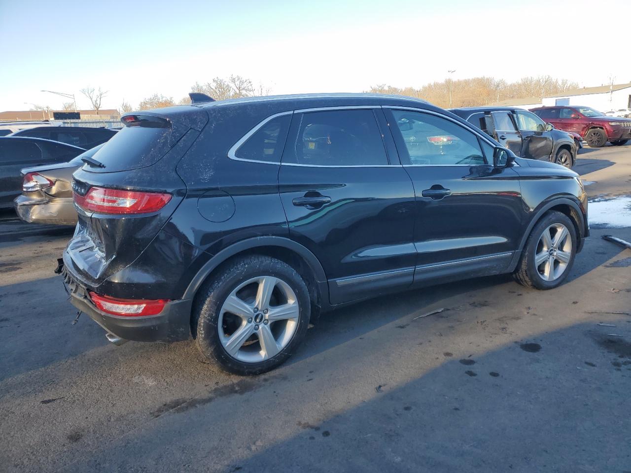 2015 Lincoln MKZ VIN 5LMCJ1A93FUJ22066 Copart auction photo, rear end / front end damage thumbnail 3