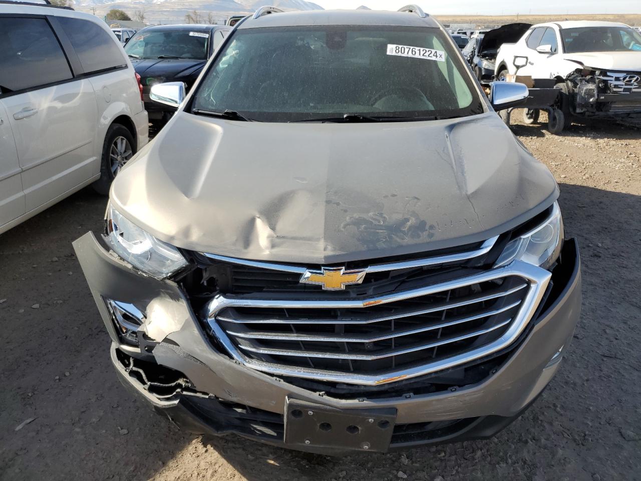 2018 Chevrolet Equinox VIN 3GNAXWEX5JS607375 Copart auction photo, front end damage thumbnail 5