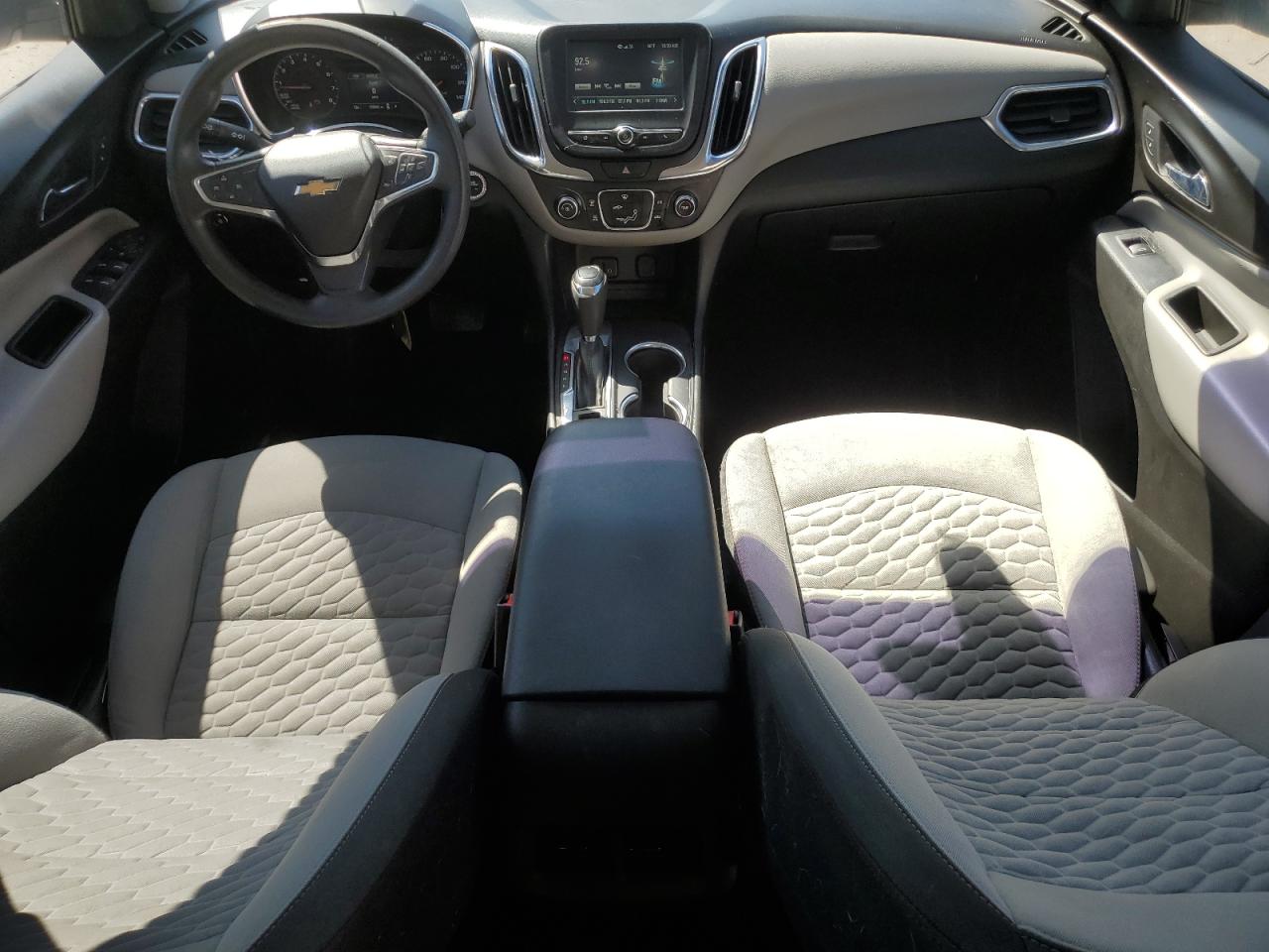 2018 Chevrolet Equinox VIN 2GNAXHEVXJ6109827 Copart auction photo, front end / minor dent/scratches damage thumbnail 8